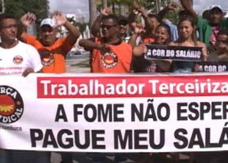Trabalhadores dos cemitérios públicos do Recife cruzam os braços 