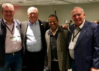 Dirigentes metalúrgicos brasileiros participam do 37º Congresso do UAW em Detroit