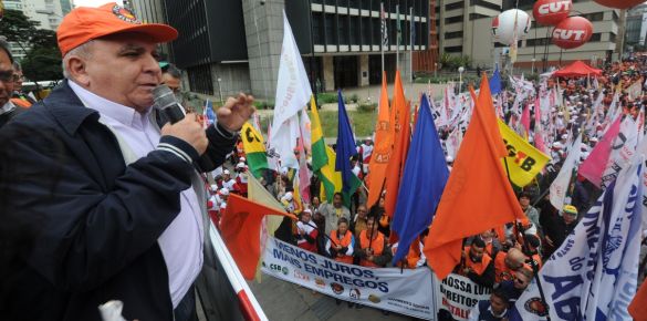 Centrais protestam contra juros altos