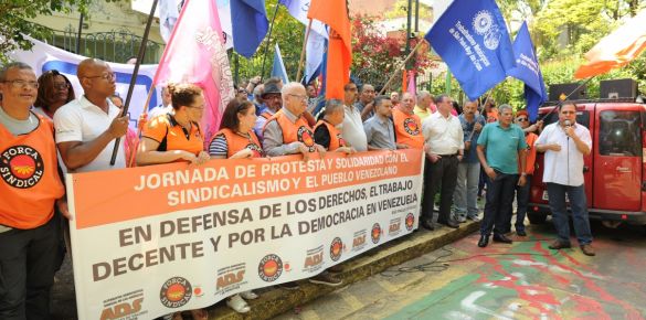 Trabalhadores fazem Ato em solidariedade ao povo da Venezuela