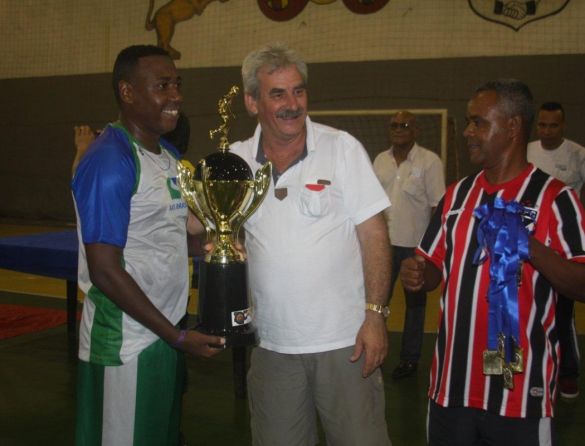 Santos Brasil Alemoa, campeã da copa de futsal dos rodoviários