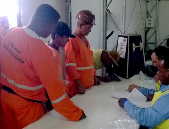 Sindicato dos Trabalhadores da Construção Pesada da Bahia acompanha eleição da Cipa do Consórcio Mobilidade Bahia