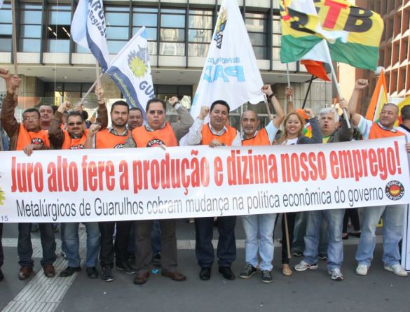 PROTESTO CENTRAIS CONTRA JUROS - PAULISTA - 28-07-2015 CARLOS SALLES (186)