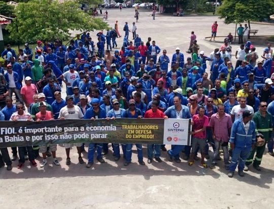 Bebeto Galvão luta em defesa dos trabalhadores da FIOL e garante pagamento dos salários e rescisões