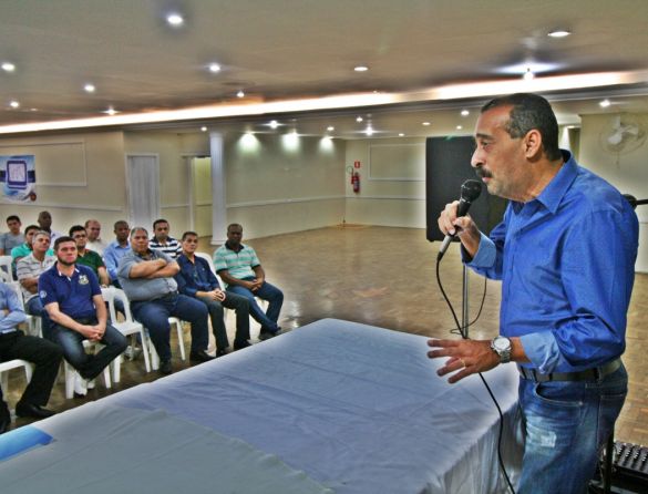 Dirigentes sindicais do setor de serviços se reúnem em São Paulo