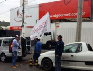 Sintercamp faz mobilização contra a Empresa NT Gourmet em Campinas