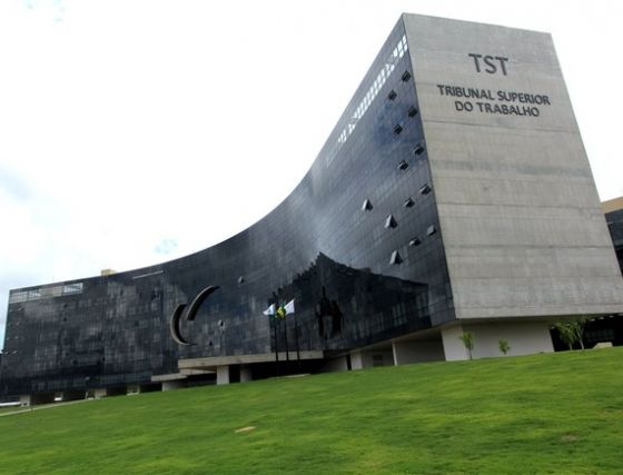 TST mantém multa de R$ 3 milhões contra banco Por Beatriz Olivon 