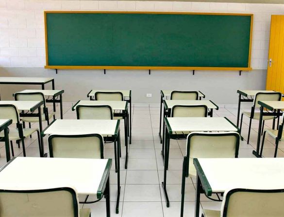 Professores de mais de 30 escolas particulares de SP paralisam atividades contra revisão de benefícios, diz sindicato 