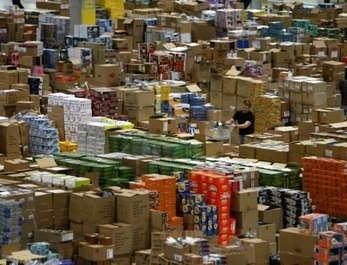 Greves de trabalhadores da Amazon na Europa ameaçam vendas do Prime Day.