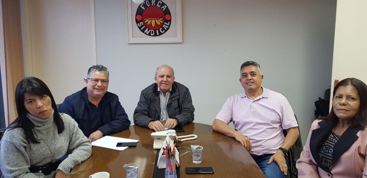 Sindicalistas se reúnem para discutir organização estrutura unitária para Industriall no Brasil