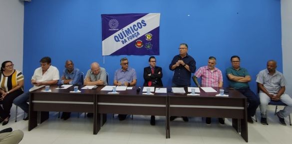 quimicos com marinho