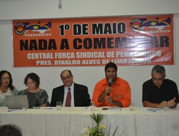Força Sindical de Pernambuco reúne trabalhadores em plenária