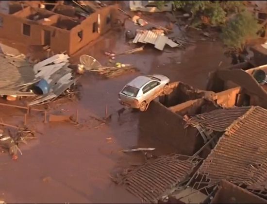 Processo criminal contra Samarco e diretores é suspenso pela Justiça