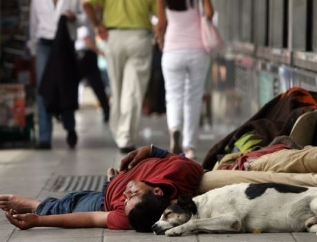 Covid-19 lançou meio bilhão de pessoas na pobreza extrema