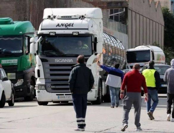 Senado vota na quinta-feira tributação menor para caminhoneiros autônomos