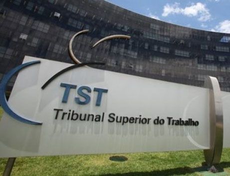 TST: construtora não pode demitir em massa sem atuação do sindicato