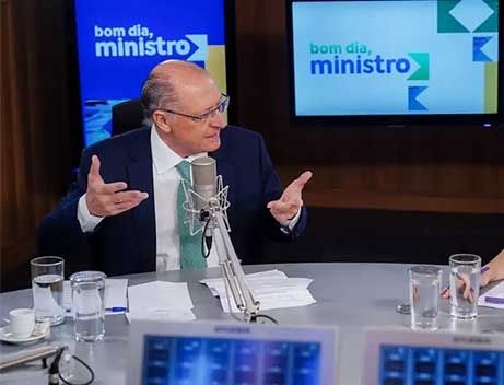 Alckmin diz que setor automotivo investirá R$ 100 bilhões até 2029